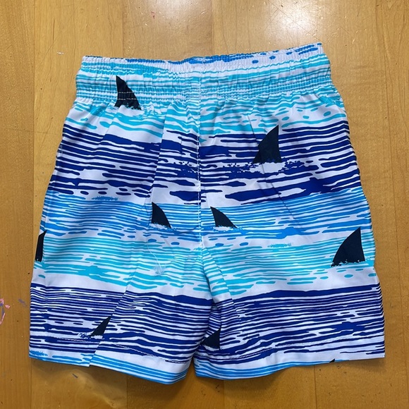 New Place Sport Boys Swim Trunks Bathing suit Size 18-24 Month - Picture 2 of 3